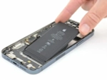 Замена аккумулятора iPhone 12