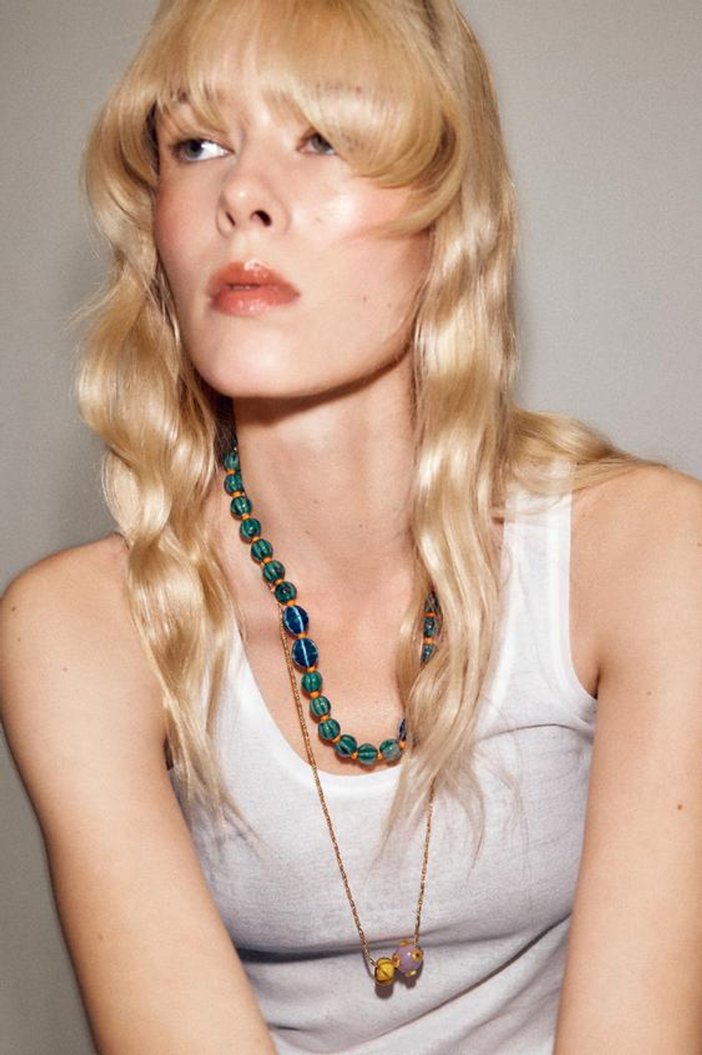 ZARA НАБОР ИЗ 2 ОЖЕРЕЛИЙ С КЕРАМИЧЕСКИМИ БУСИНАМИ, РАЗНОЦВЕТНЫЙ