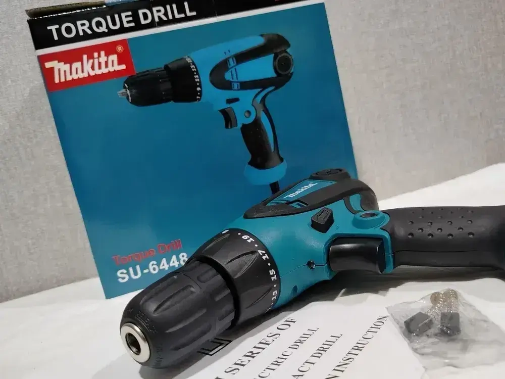 Сетевой шуруповерт Макита SU6448 900 W