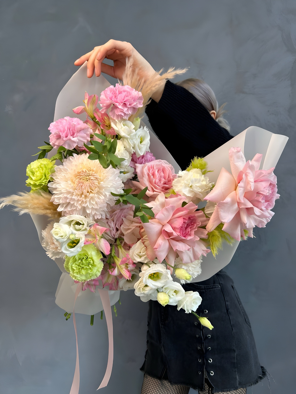 Букет An exclusive bouquet is a gentle fairy tale