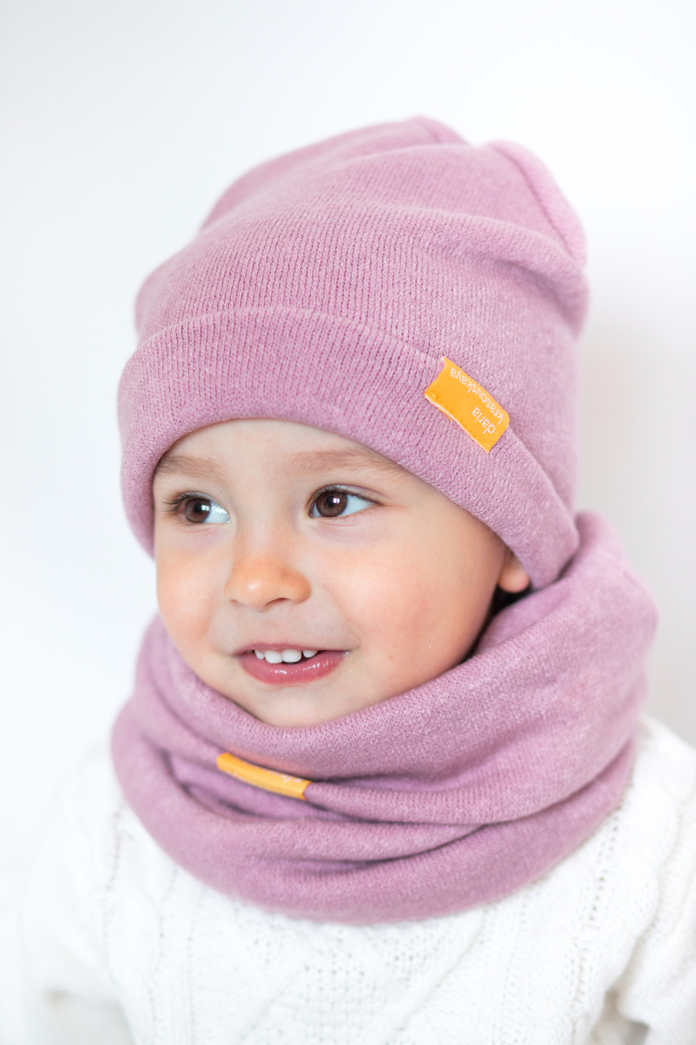 детская шапка из турецкой шерсти пудрово-розовая