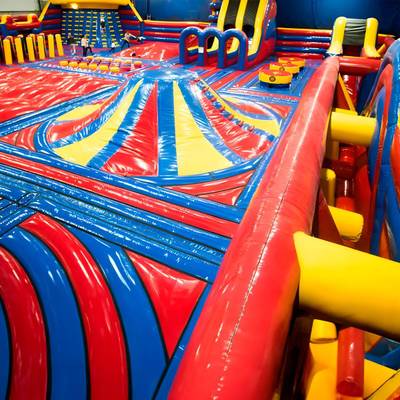 Надувной парк "Город мечты"