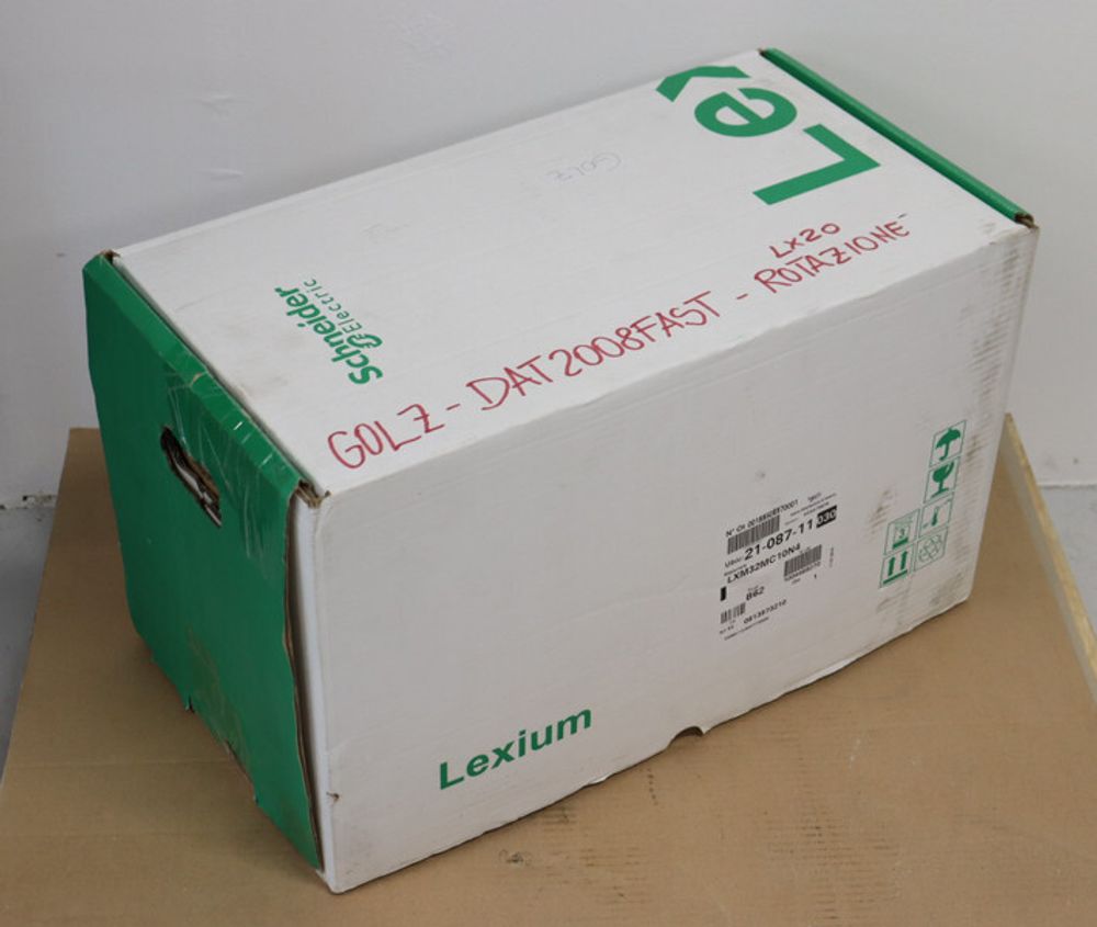Schneider Electric LXM32MC10N4