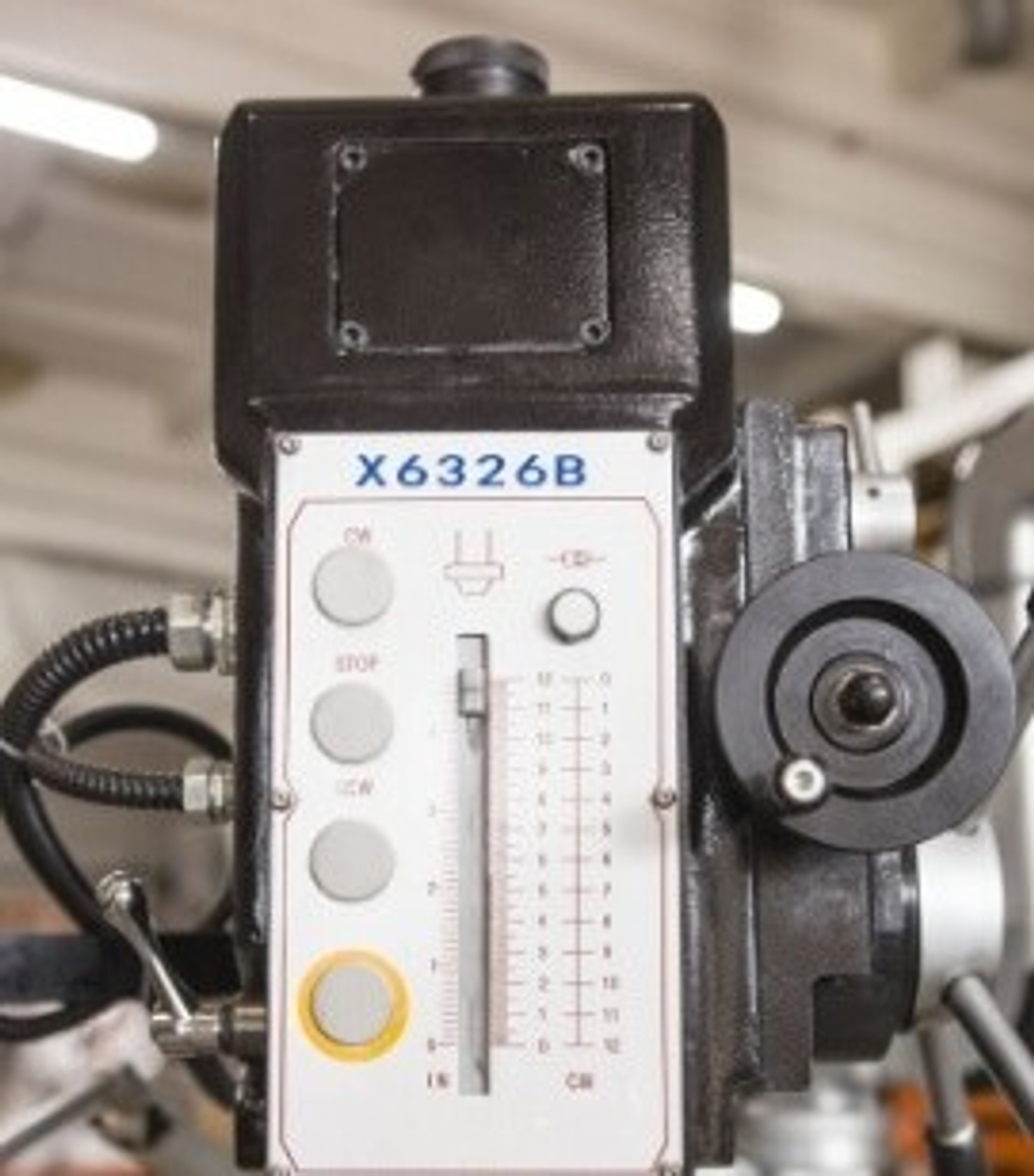 Станок универсально-фрезерный STALEX X6326B