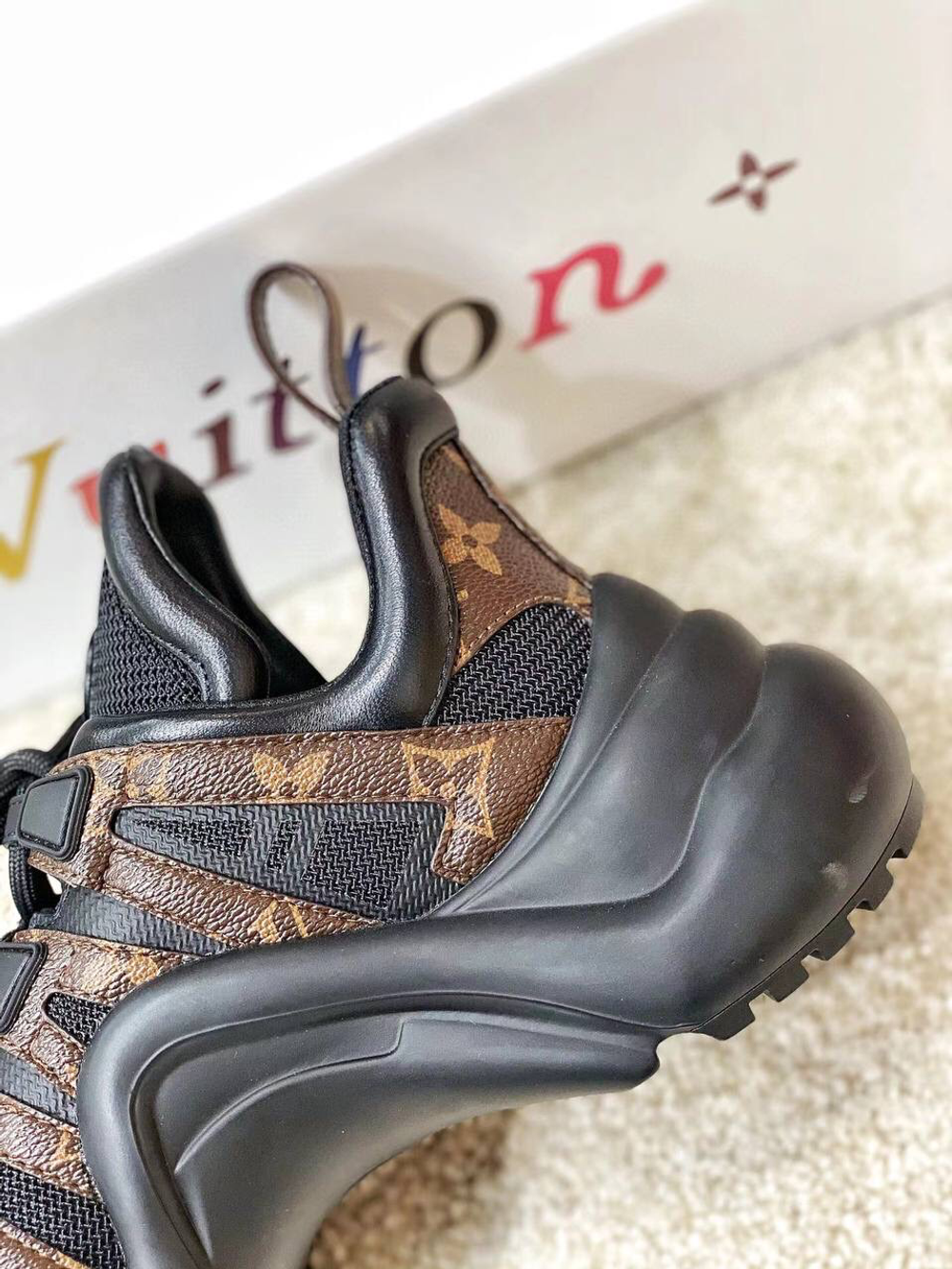 Кроссовки Louis Vuitton