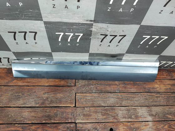 Накладка двери передней левой Geely Monjaro 21-нв Б/У Оригинал 6073120000