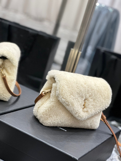 Saint Laurent Loulou 20 cm