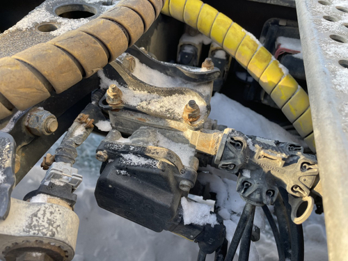 Кран управления тормозами прицепа 2020г