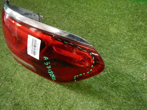 Фонарь правый внешний Mercedes GLS x167 2019-2023