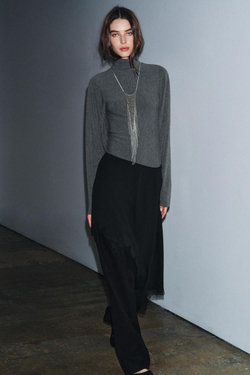 ZARA ФУТБОЛКА С ВОРОТНИКОМ-СТОЙКОЙ, СЕРЫЙ