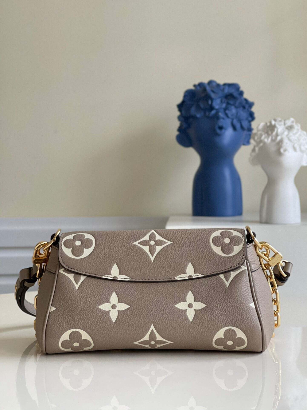 Louis Vuitton Favourite