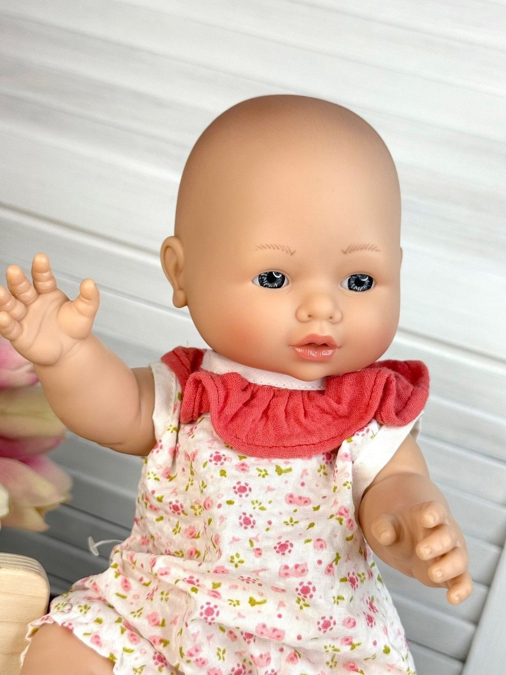 Кукла Nines виниловая 37см JOY в пакете (3360)