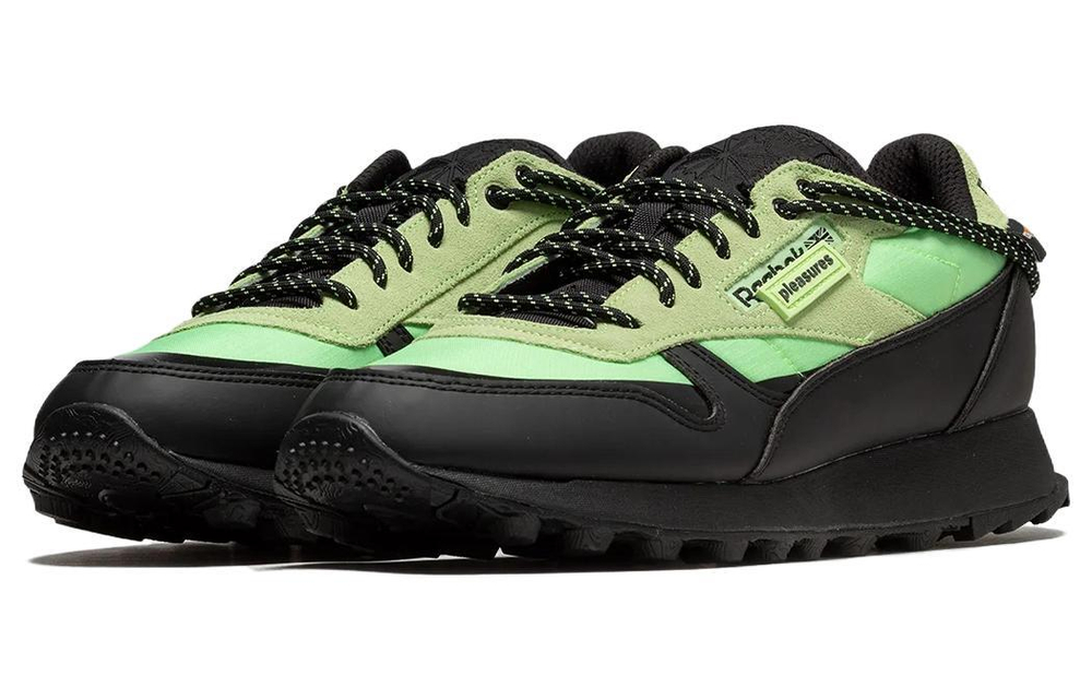 Кроссовки Pleasures X Reebok Classic Leather
