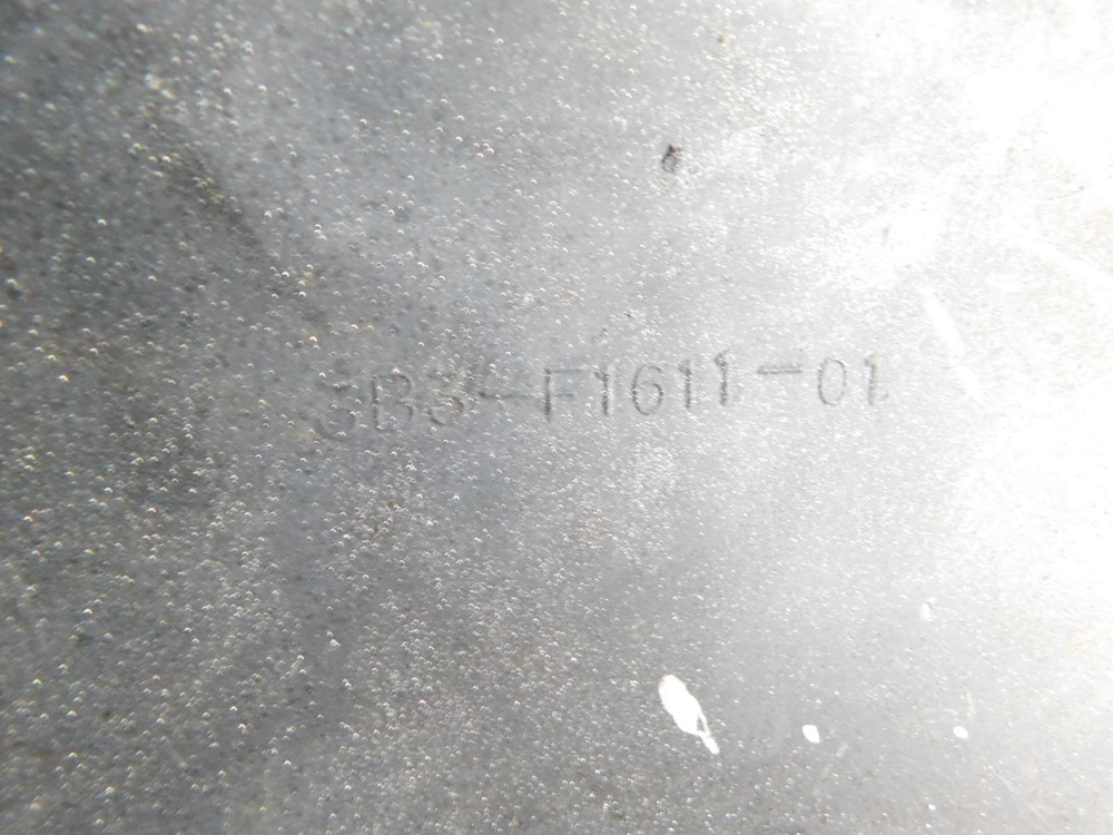 Крыло заднее Yamaha Vox 3B3-F1611-01