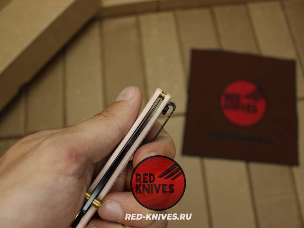 Нож Benchmade 533 Bugout Mini - розовый нейлон, клинок черный RK/Н26