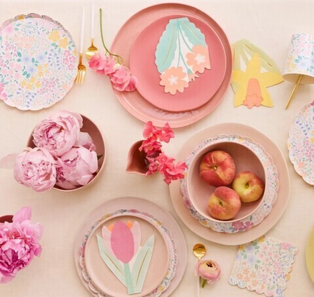 Салфетки "Весенние цветы" 16 шт. (2025)