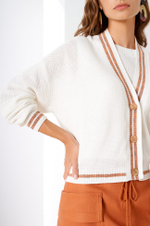 1752 Жакет женский (молочный)