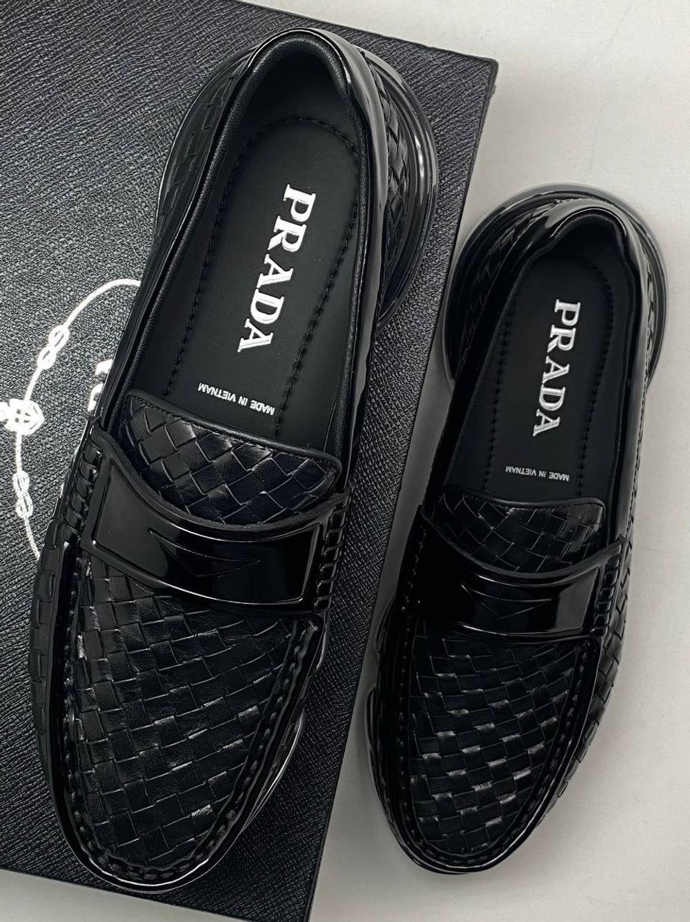 Лоферы Prada