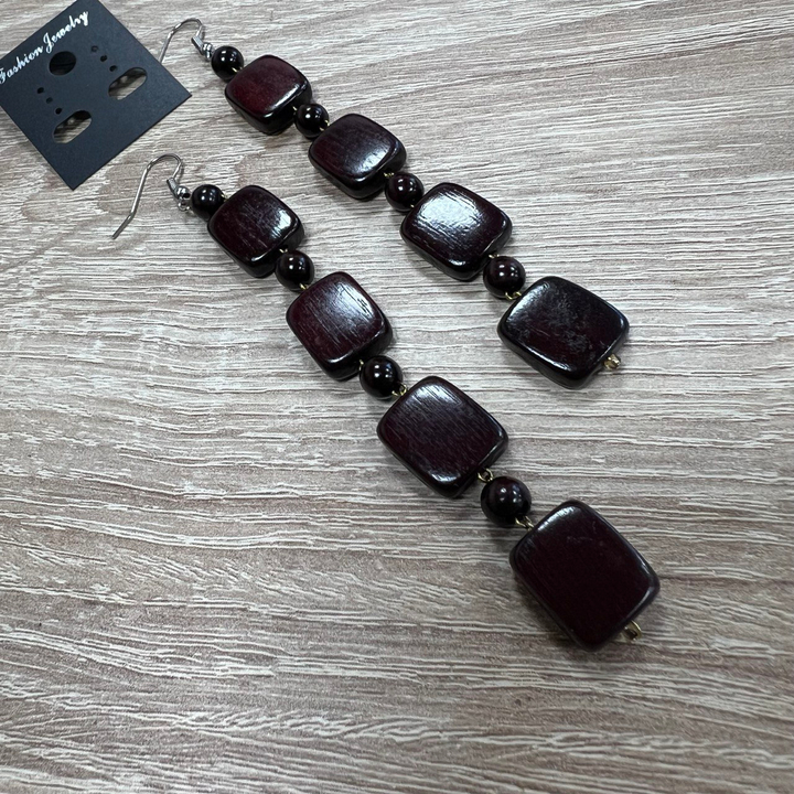 Серьги Камешки через бусину, цвет вишневый, дерево 10 см