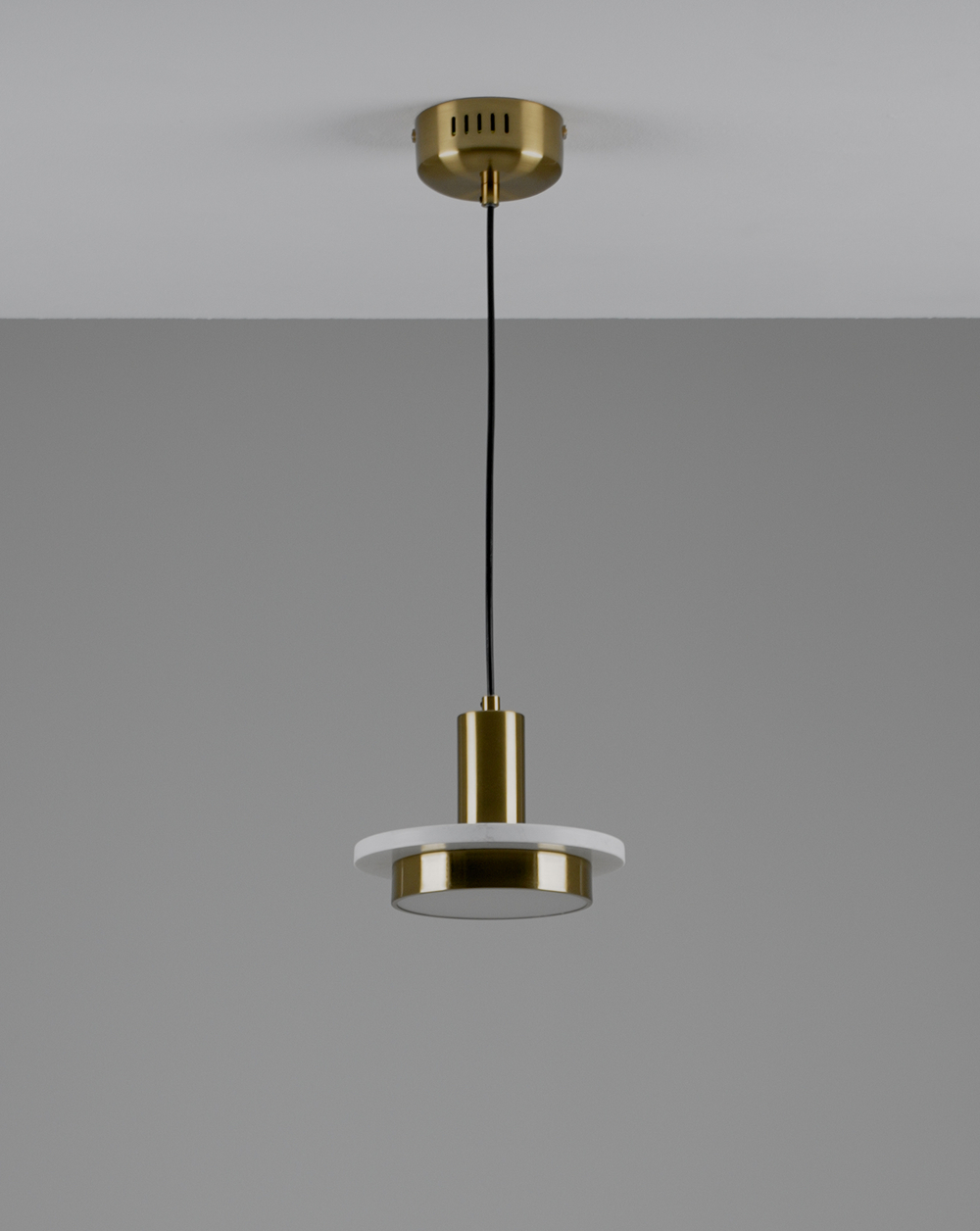 Светодиодный подвесной светильник Moderli V5050-1PL Solumn