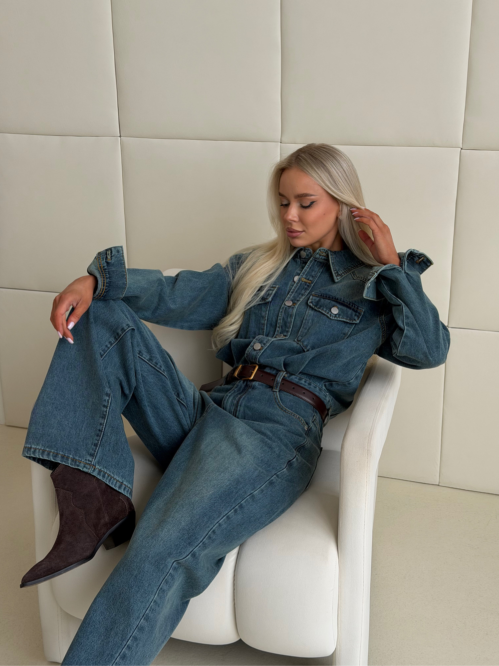 Комбинезон джинсовый