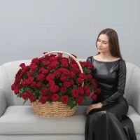Огромная корзина роз
