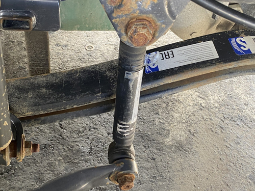 Стойка переднего стабилизатора 2018г