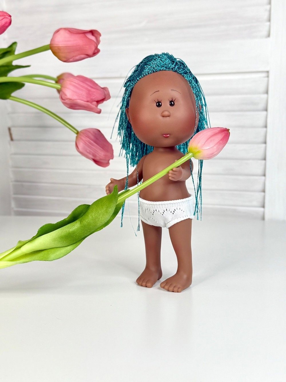 Кукла Nines виниловая 23см Little Mia без одежды (3199WN6)