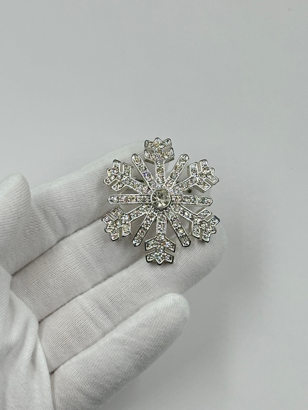 Брошь Снежинка Monet