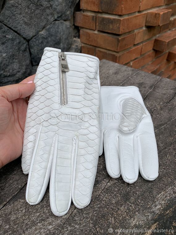 Женские перчатки из кожи питона AC-92