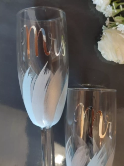 Свадебные бокалы  для молодоженов. Фужеры для шампанского.