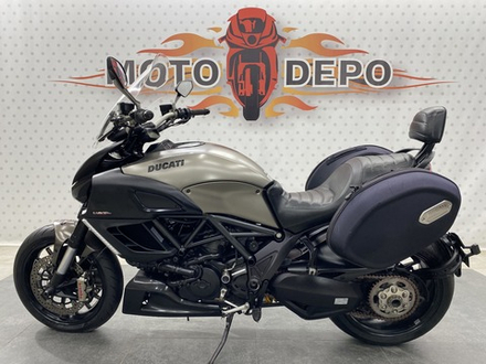 Ducati Diavel Strada , 2013