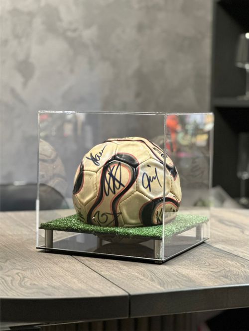 Подставка под футбольный мяч акриловая