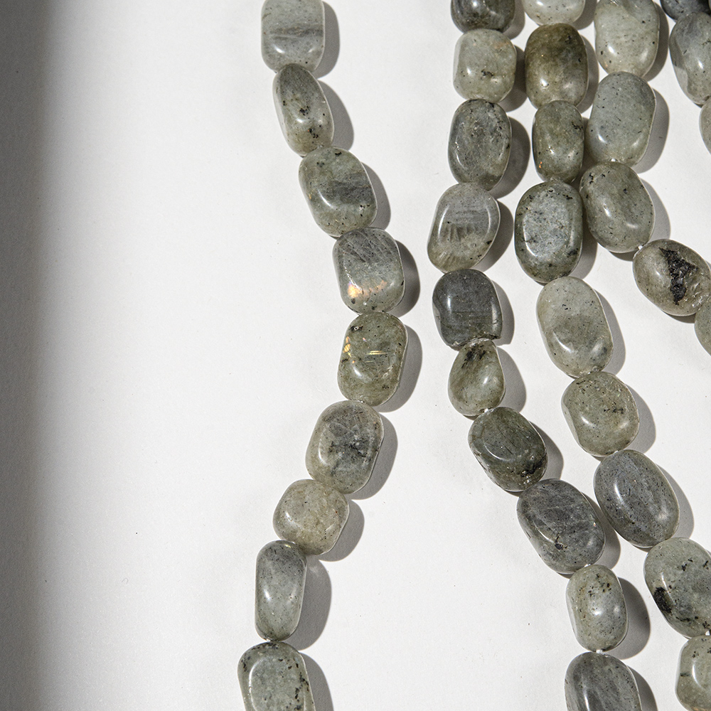 Лабрадор натуральный, фриформ 13,5-20мм