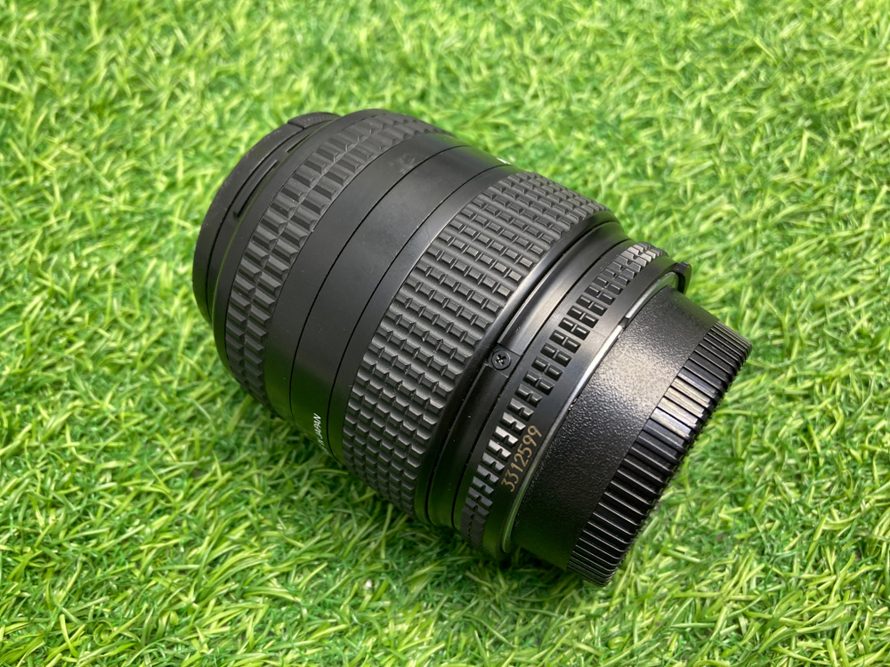 Nikon 28-70mm 3.5-4.5D AF Nikkor