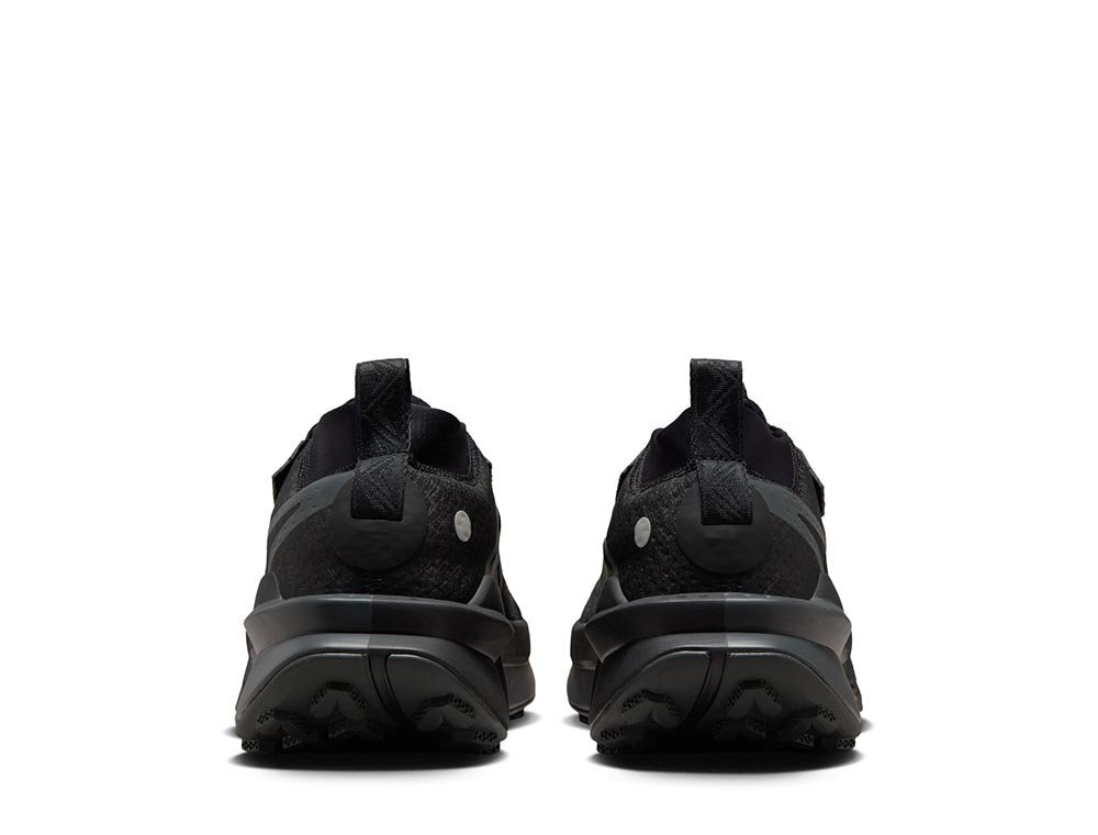 Кроссовки для бега мужские Nike Zegama Trail 2 M Черные