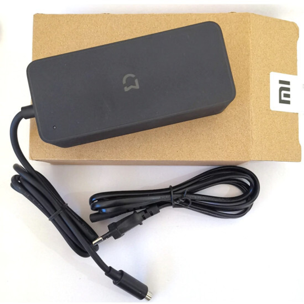 Зарядное устройство оригинальное для Xiaomi / Ninebot