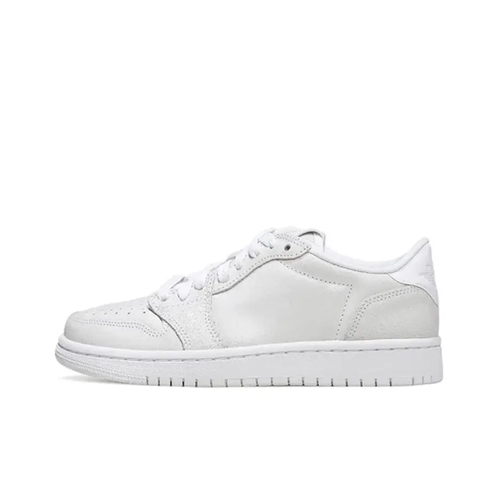 Женские кроссовки Air Jordan 1 Low NS 'Triple White' AH7232-100