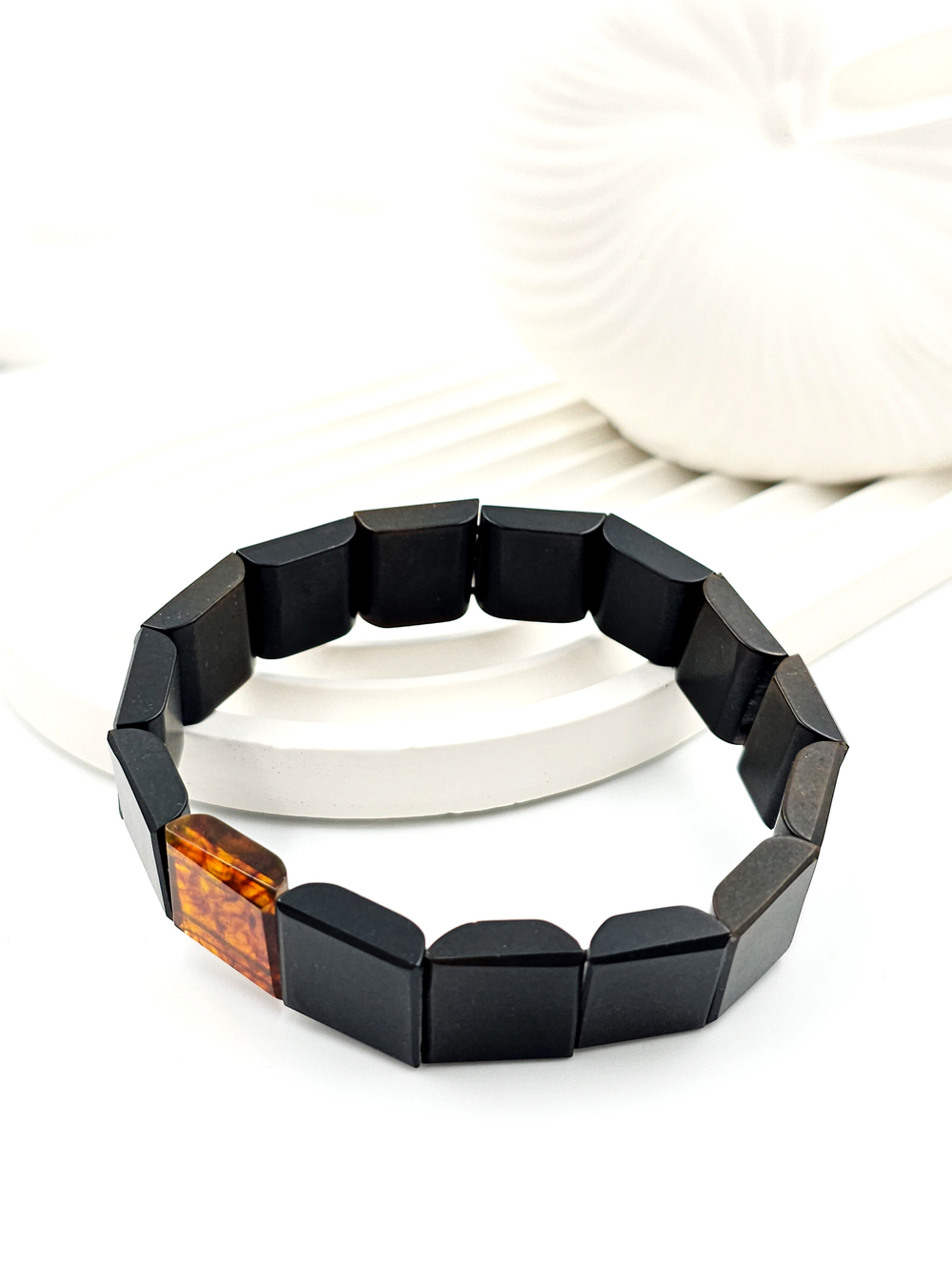 Браслет из натурального янтаря