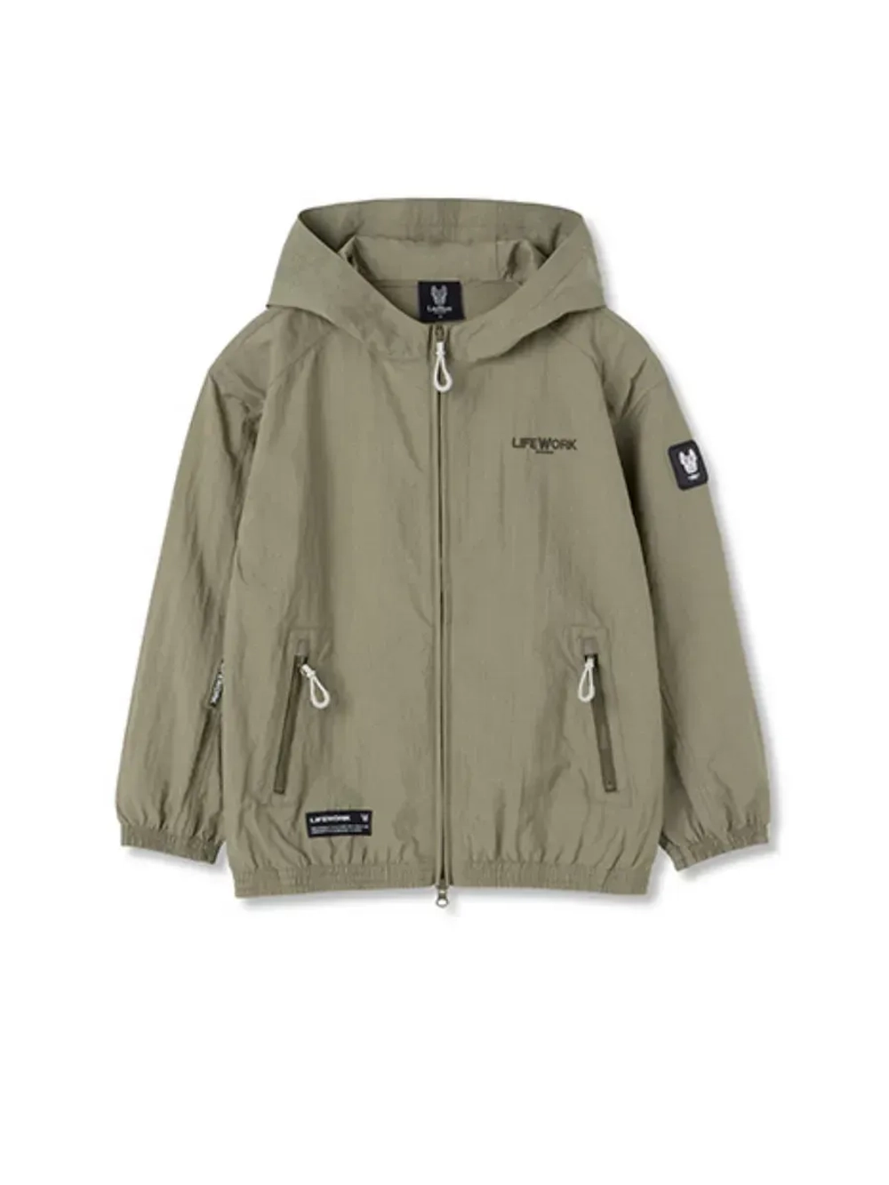 Нейлоновая ветровка с капюшоном