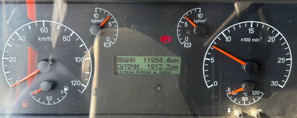 КамАЗ 43118 6x6 Бортовой с КМУ 438240-02 (Дизельный, 11,8 л, 300 л.с., МТ)