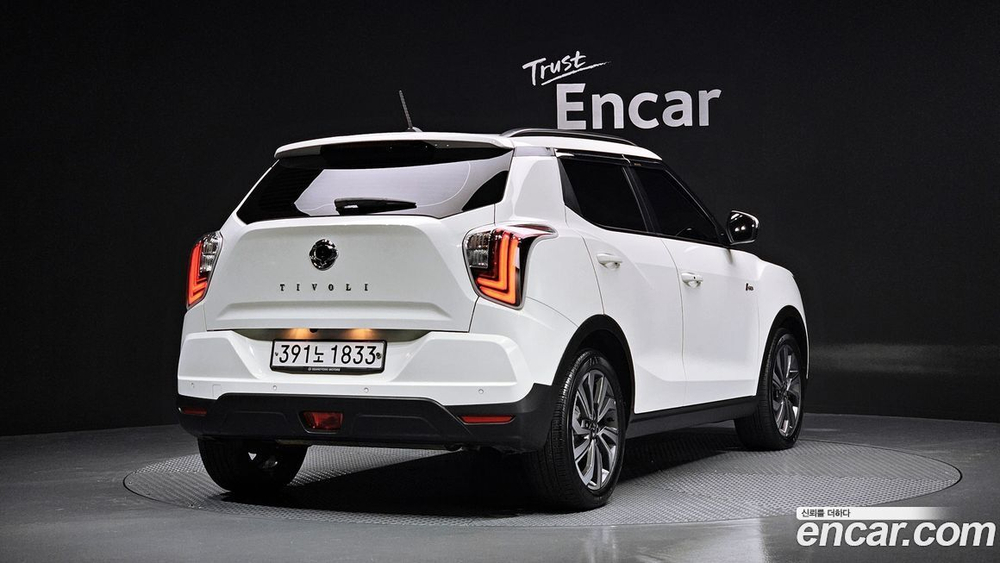 KG Mobility (Ssangyong) Very New Tivoli Бензин 1.5 2WD (08.2020)