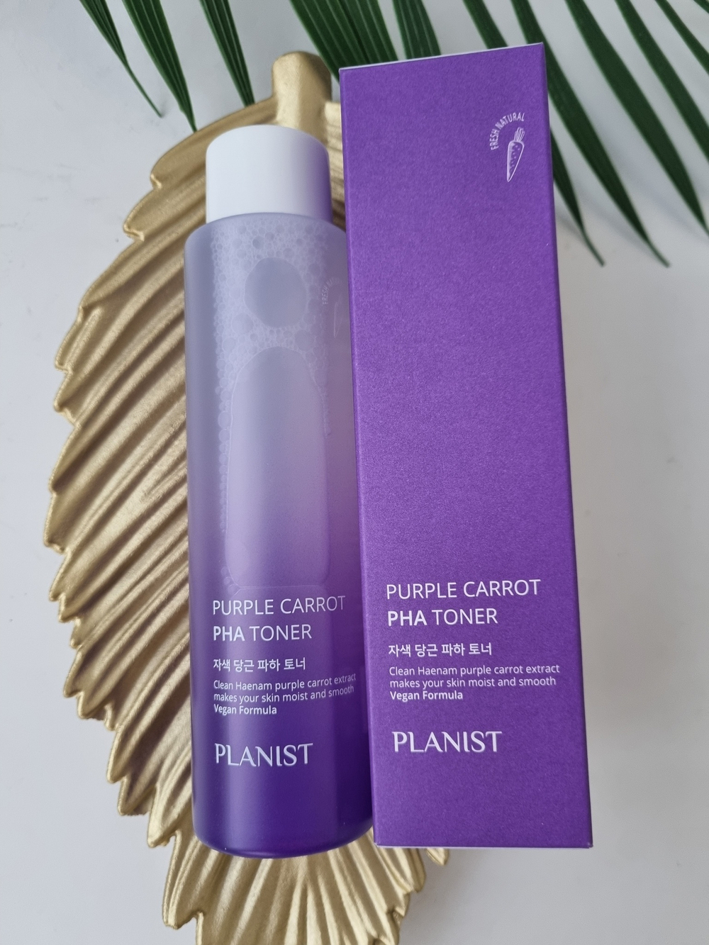 Тонер-эксфолиант для лица с экстрактом фиолетовой моркови DAENG GI MEO RI Planist Purple Carrot PHA Toner (300 мл)