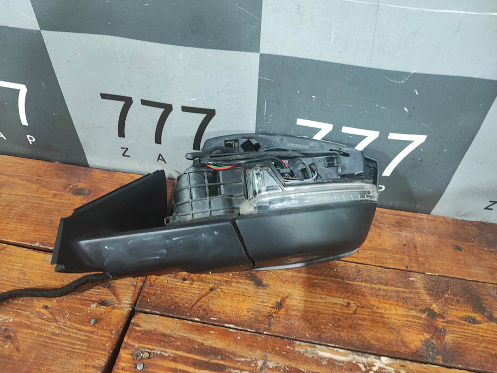 Зеркало левое 15+2 pin Skoda Karoq 17-нв Б/У Оригинал 57R857501D