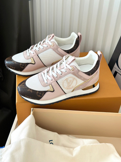 Louis Vuitton Run Away Trainer