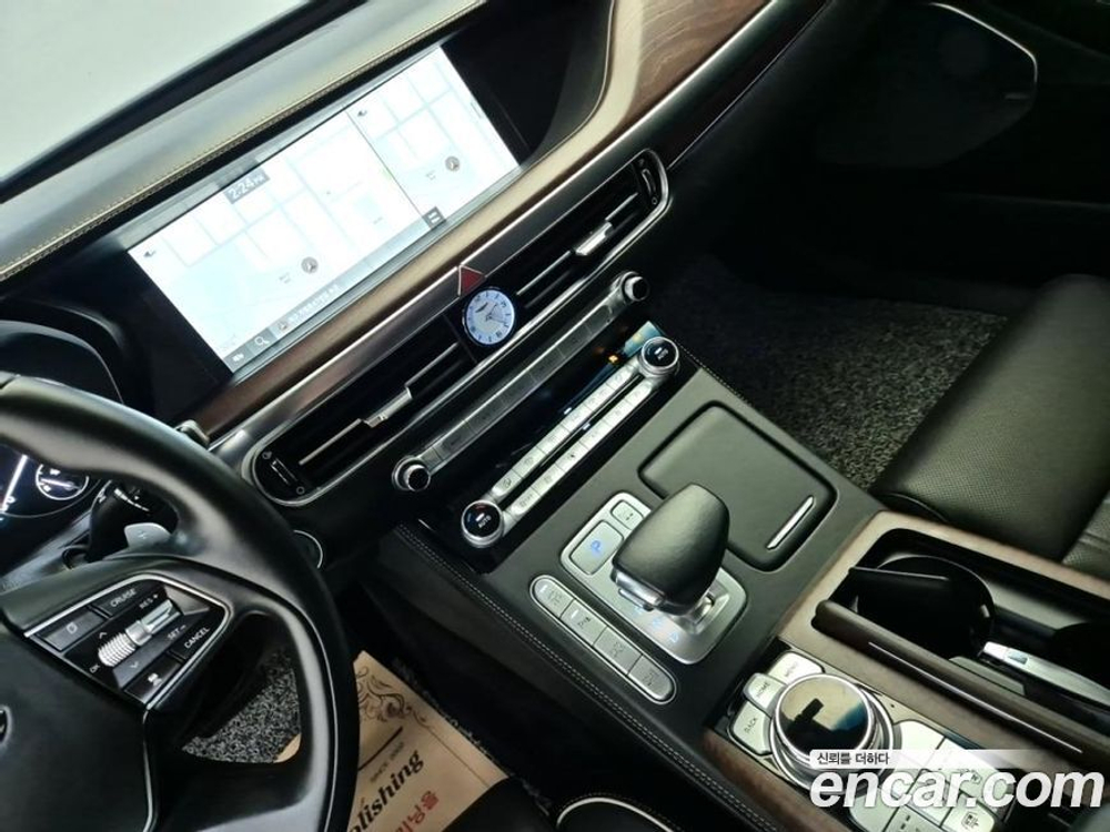 Genesis G90 5.0 AWD (07.2021)