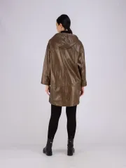 Пальто из натуральной кожи с капюшоном