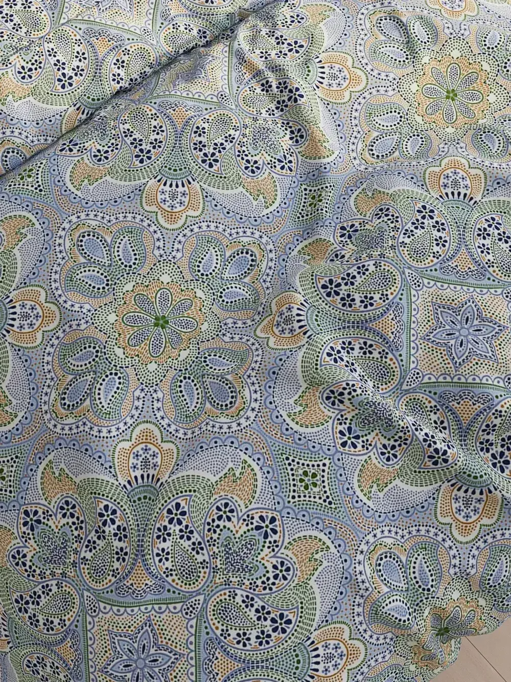 Декоративная наволочка с рюшами, оборками "Бисер" 50х70 см, 1 шт, без молнии