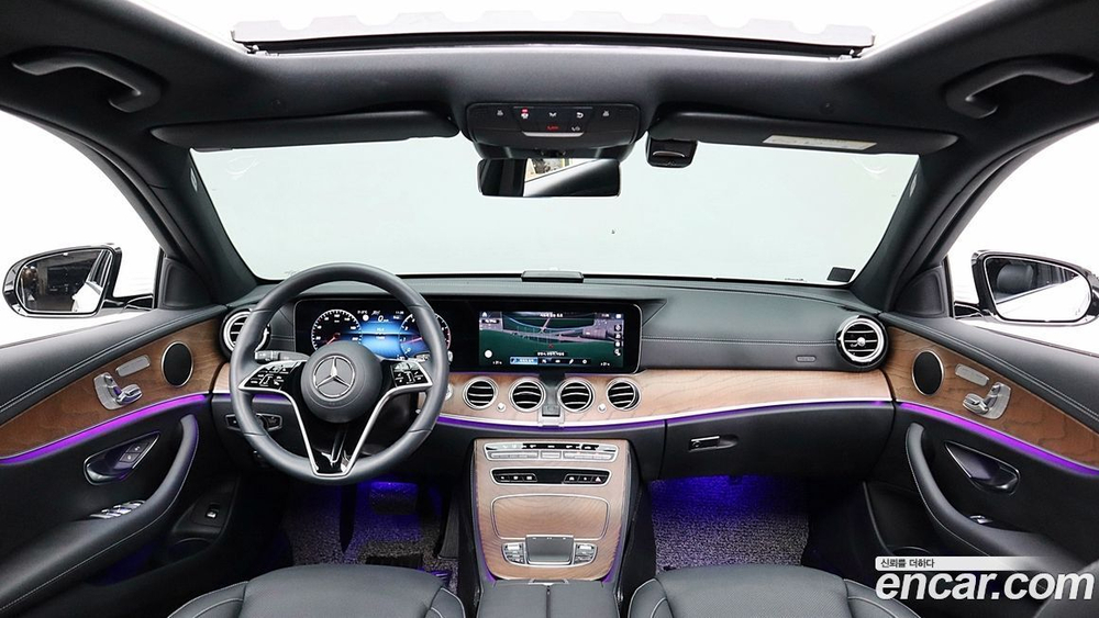 Mercedes-Benz E-Class W213 E250 Exclusive (04.2021)