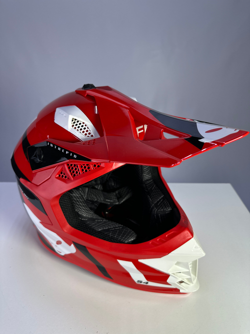 Мотошлем UFO HELMET INTREPID Red/Black Glossy